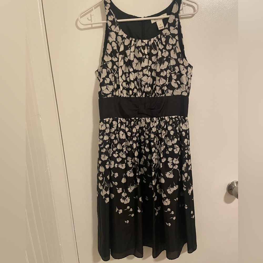 White House Black Market Sleeveless Dress